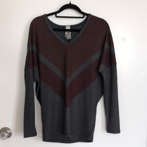 Go Couture V-Neck Sweater Brown and Gray Chevron
